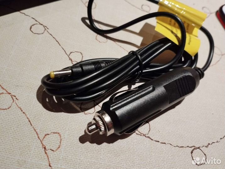 Зарядка, подойдёт прикуриватель Cigarette Jack 12v