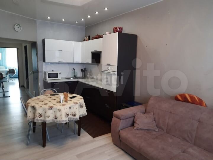 2-к. квартира, 64 м², 13/14 эт.