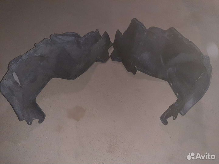 Toyota Corolla е150 обшивка багажника