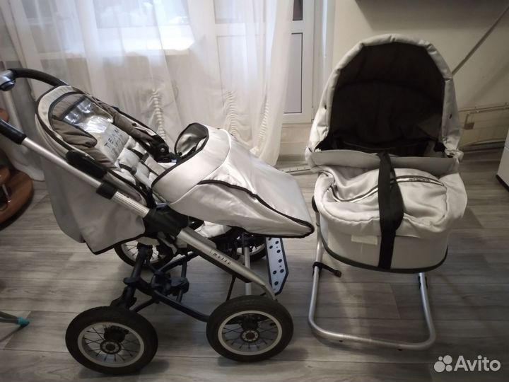 Коляска для новорожденных+ прогулочная коляска