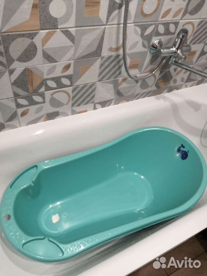 Ванна детская с клапаном для слива воды