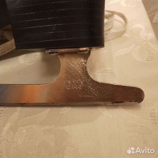 Коньки фигурные женские 40 размер