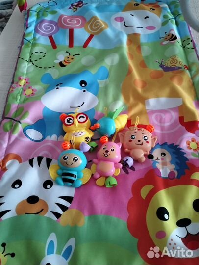 Развивающий коврик