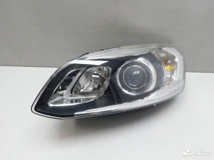 Фара левая Volvo XC60