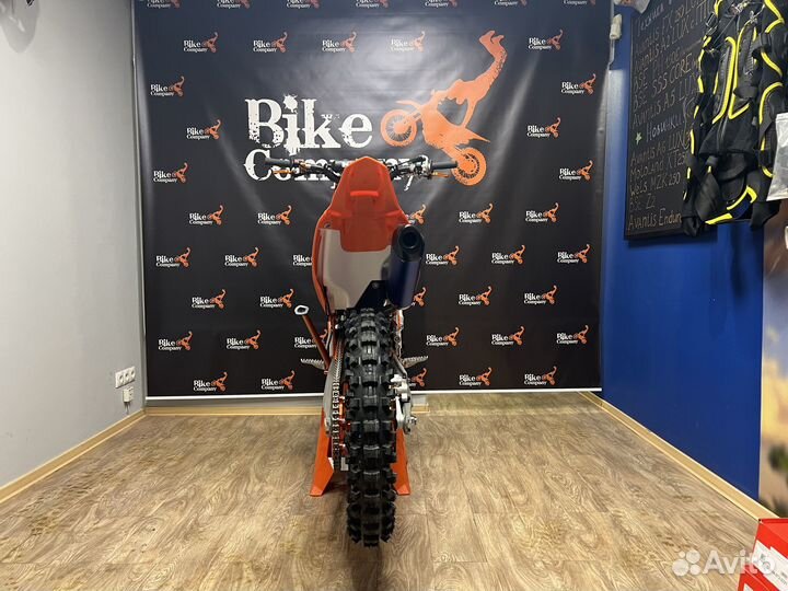 Мотоцикл kews 300 PRO doch WP (nс300/ZS182MM) 2023