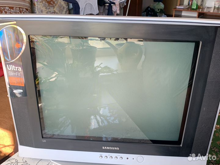 Телевизор samsung