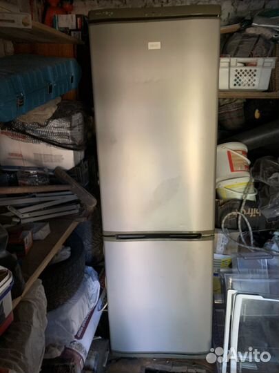 Двухкамерный холодильник Zanussi