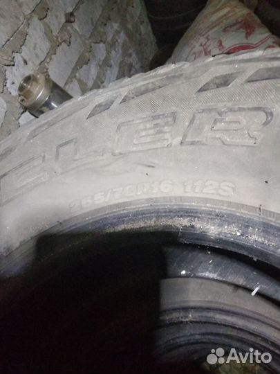 Bridgestone Dueler A/T 265/70 R16