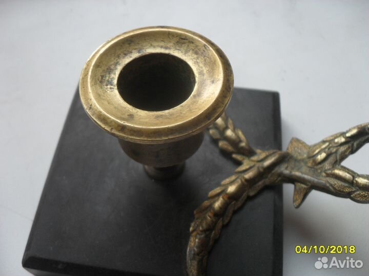 2-а бронзовых старых подсвечника