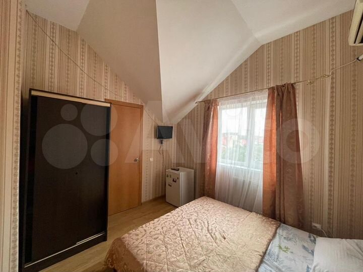 Комната 11 м² в 1-к., 3/3 эт.