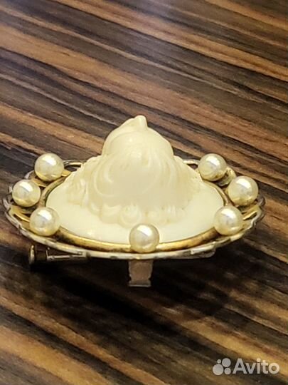 Брошь камея антикварная