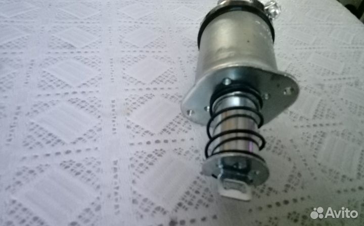 Втягивающее реле газ 406, 402. Новое