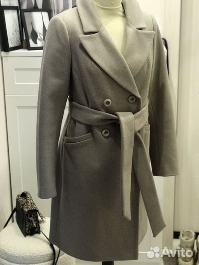 Пальто женское демисезонное 46