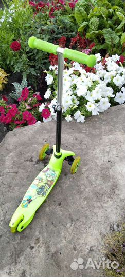 Самокат детский б/у