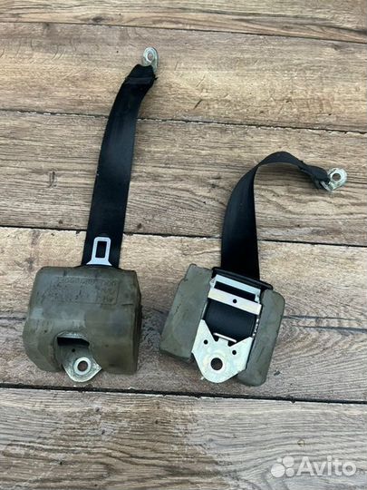 Ремень безопасности задний Audi 3 8P 1.8 2008