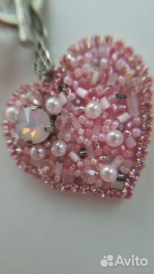 Колье с натуральными камнями и кулоном