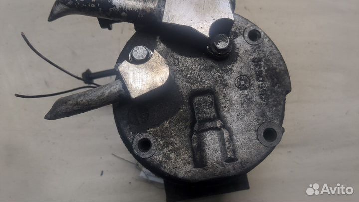 Компрессор кондиционера Renault Trafic