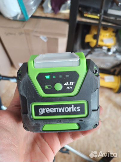 Триммер аккумуляторный greenworks 40v