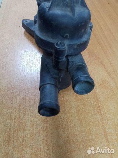 Корпус термостата VW Polo/Skoda Fabia/Rapid