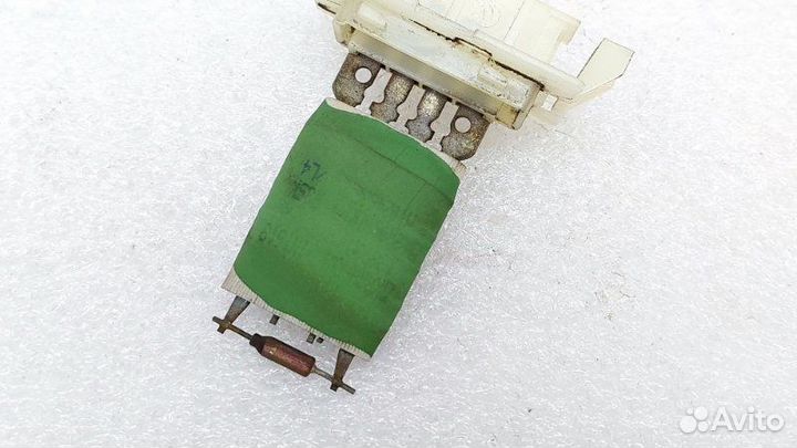 Резистор отопителя Renault Duster HS K4M 2013