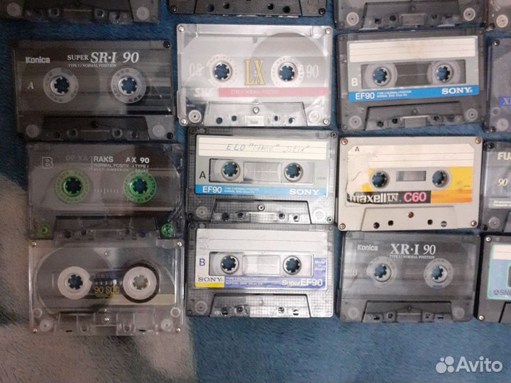 Аудиокассеты фирменные 24 штуки