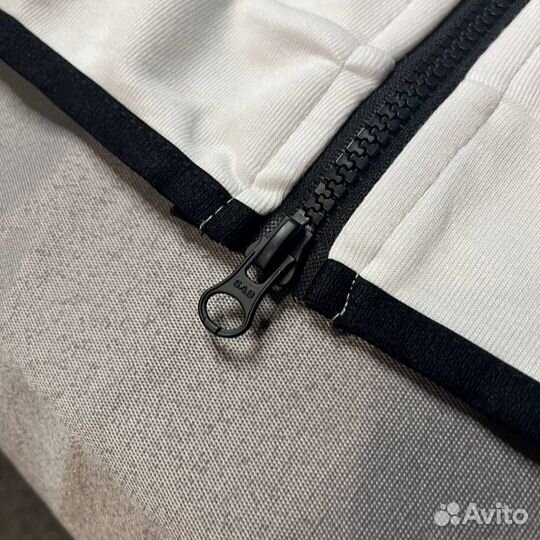 Nike Tech Fleece