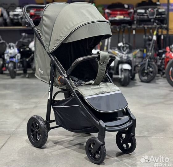 Коляска Luxmom, аналог Carrella, новые