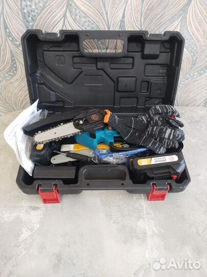 Аккумуляторная цепная мини пила