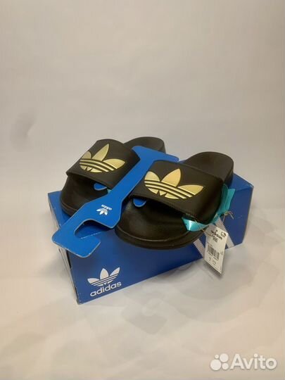Тапки adidas