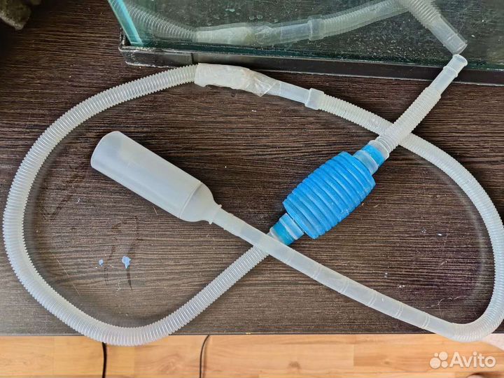 Продаётся аквариум для рыбок. Цена 2500