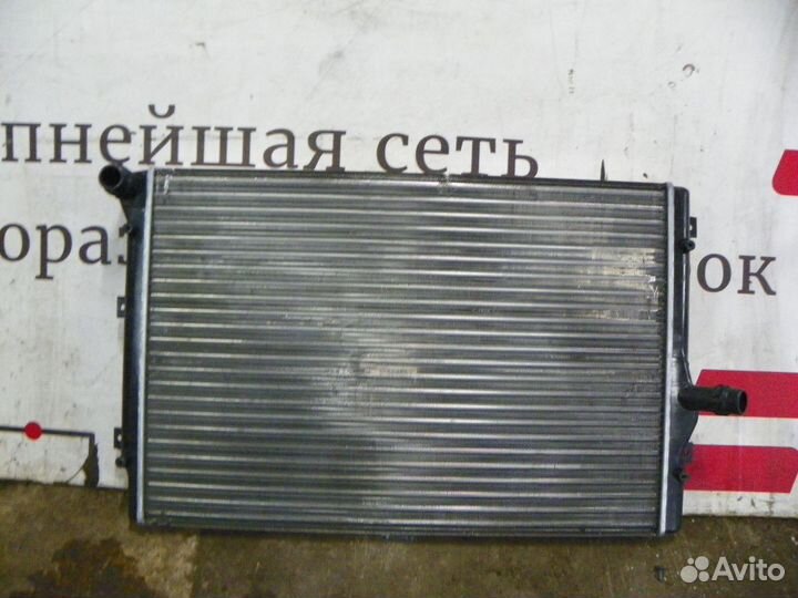 Радиатор основной Skoda Octavia