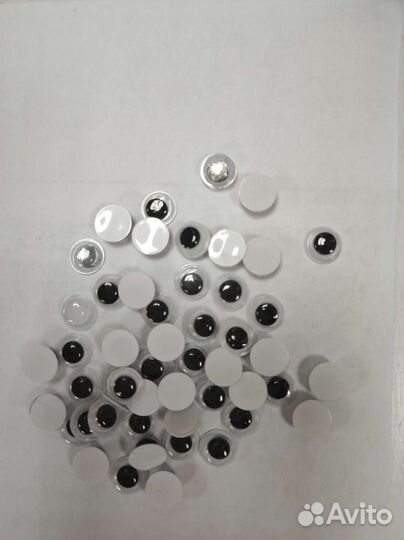 Глаза, губы, носики