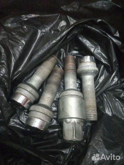 Секретки mercedes