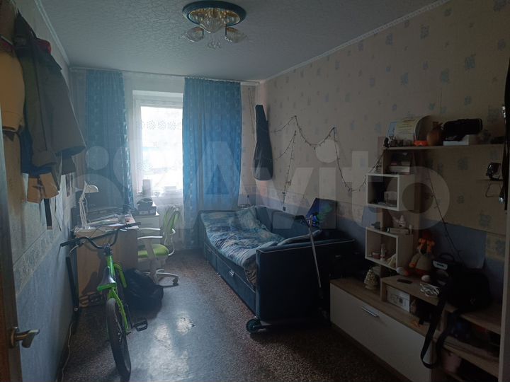 2-к. квартира, 60 м², 1/12 эт.