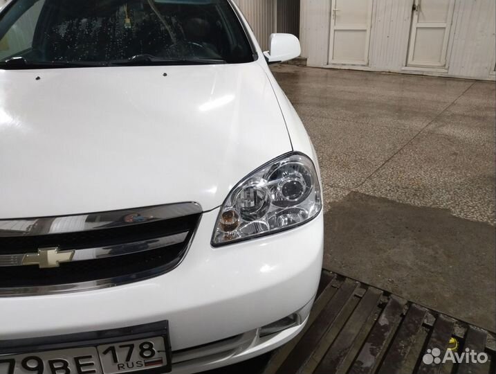 Фары на chevrolet lacetti седан