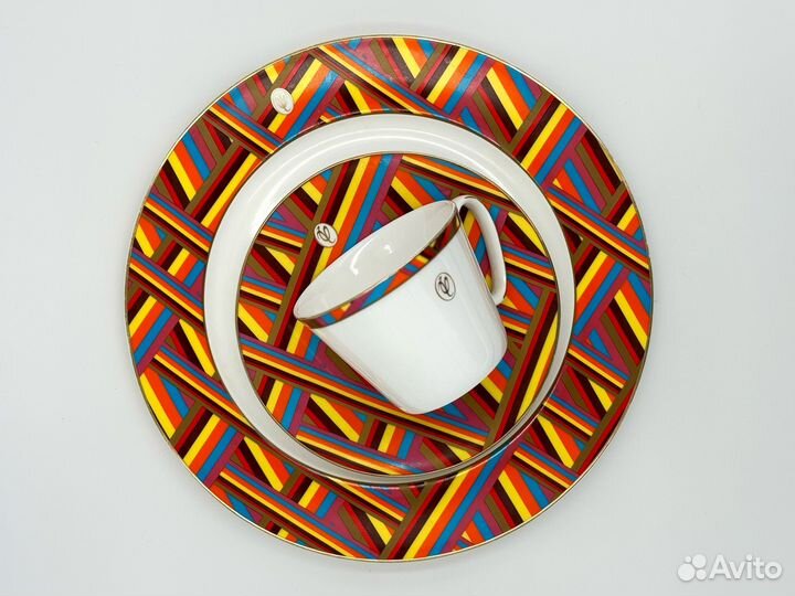 Тарелки В. Юдашкин