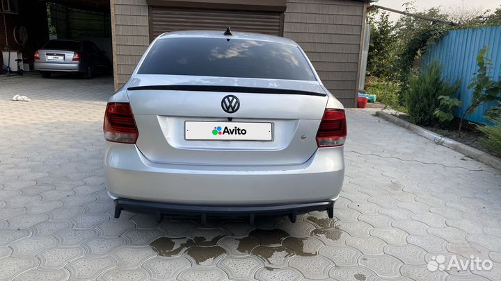 Volkswagen Polo 1.6 МТ, 2011, 300 000 км