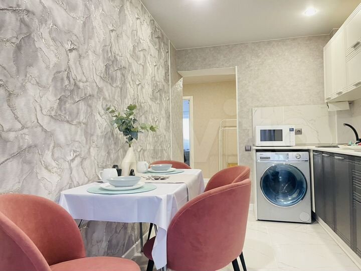 2-к. квартира, 50 м², 8/10 эт.