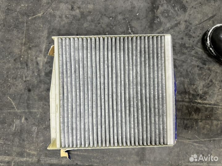 Воздушный фильтр Volvo