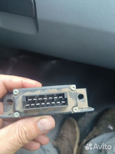 Реле управления двигателем Volvo F12