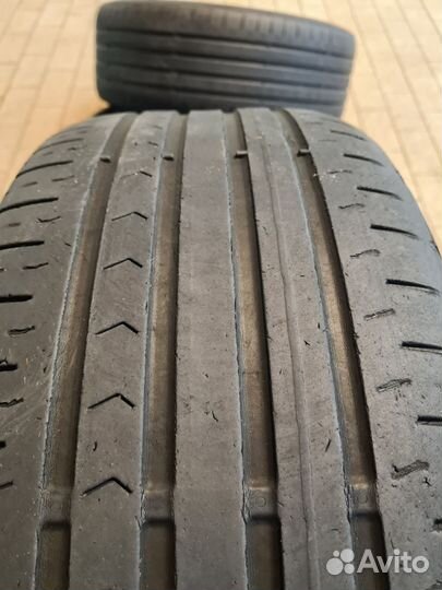 Continental ContiPremiumContact 5 215/55 R16 93V