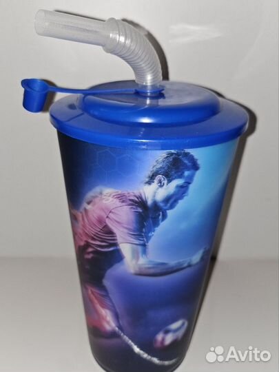 Стакан с трубочкой