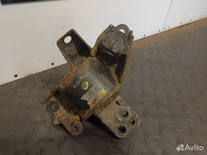 Опора двигателя для Kia Ceed