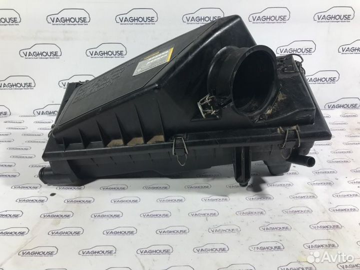 Корпус воздушного фильтра Ford Mondeo MK 2 1.8