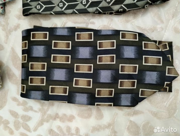 Галстук мужской