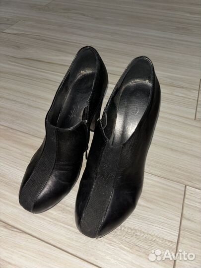 Обувь женская 36 размер