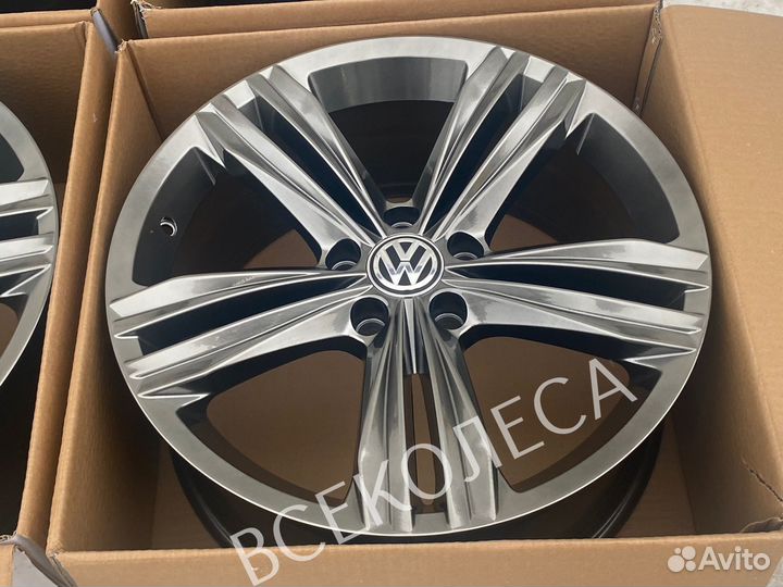 Sebring r19 8,5j et 38 dia 57,1 tiguan диски