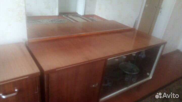 Комод с зеркалом бу