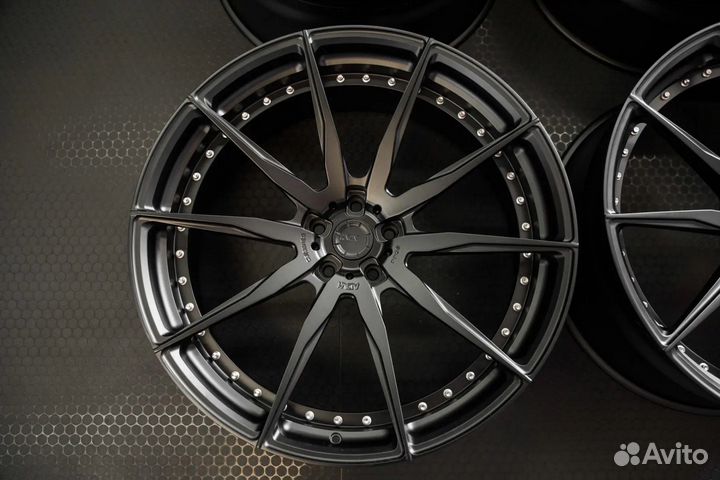 Кованые диски ADV.1 для Land Rover Vogue R24x10.5