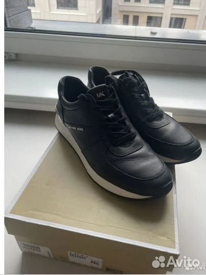 Michael kors кроссовки 40